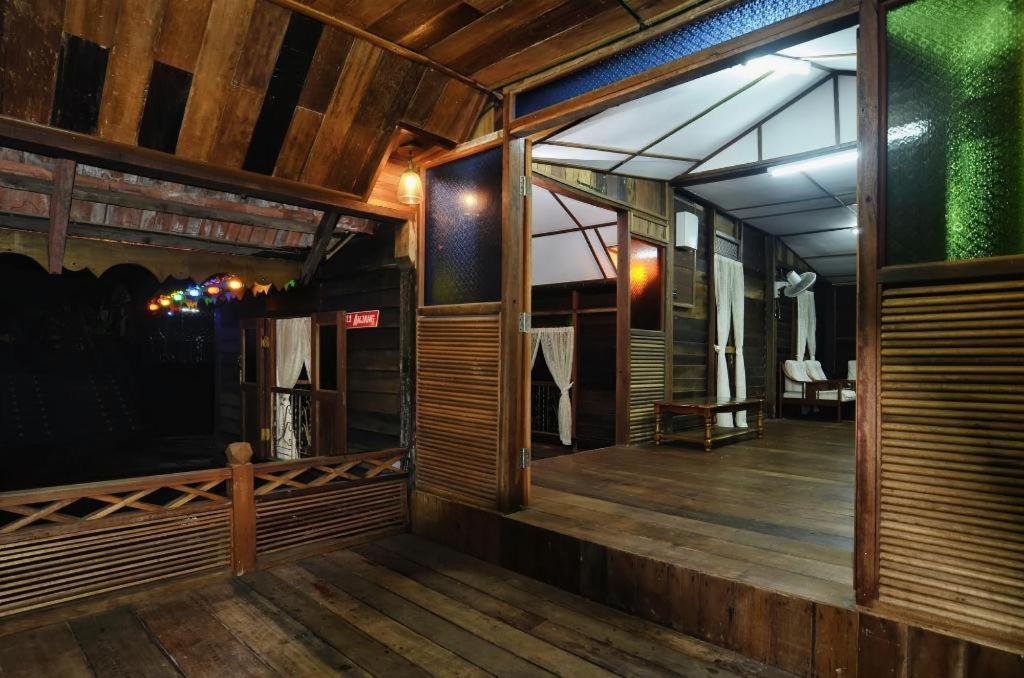 Oyo Home 90745 Desa Balqis Beach Resort Malacca Exteriör bild