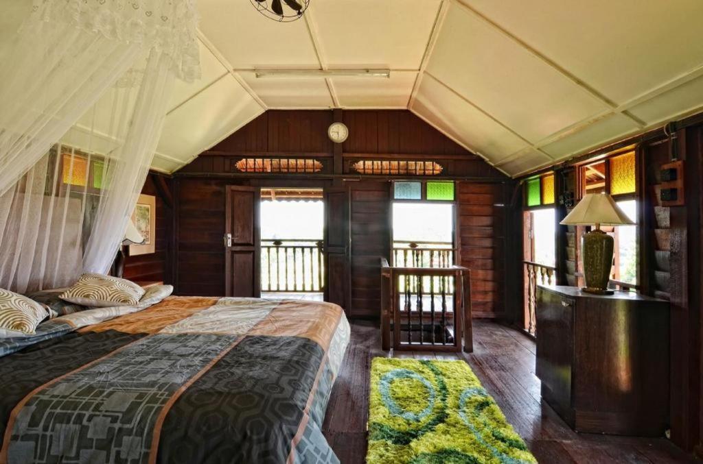 Oyo Home 90745 Desa Balqis Beach Resort Malacca Exteriör bild